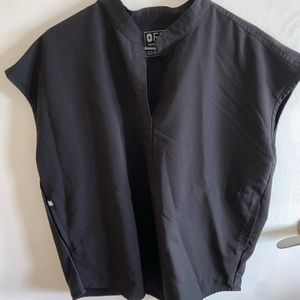 FIGS Rafaela scrub top